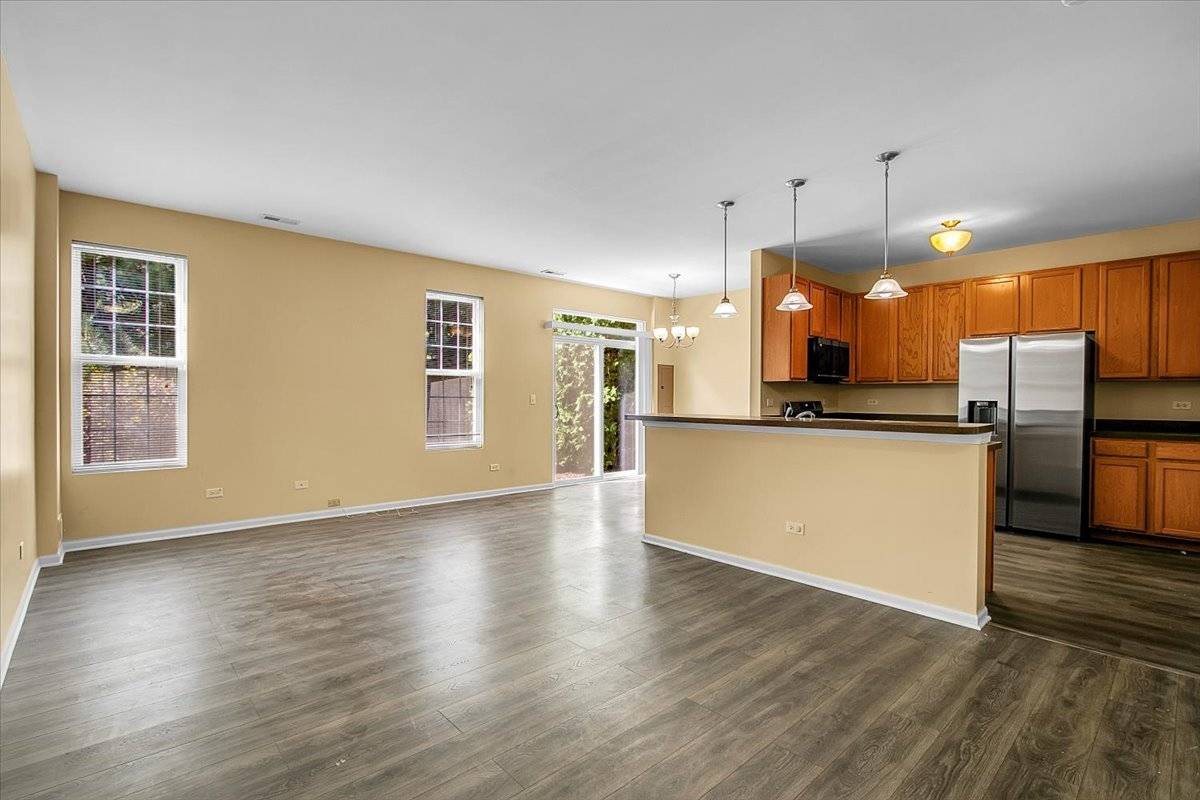 Plainfield, IL 60586,4932 Montauk DR #4932