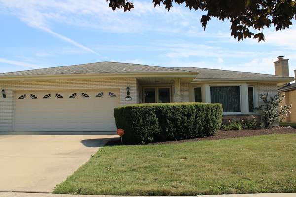 11107 Kingston ST, Westchester, IL 60154