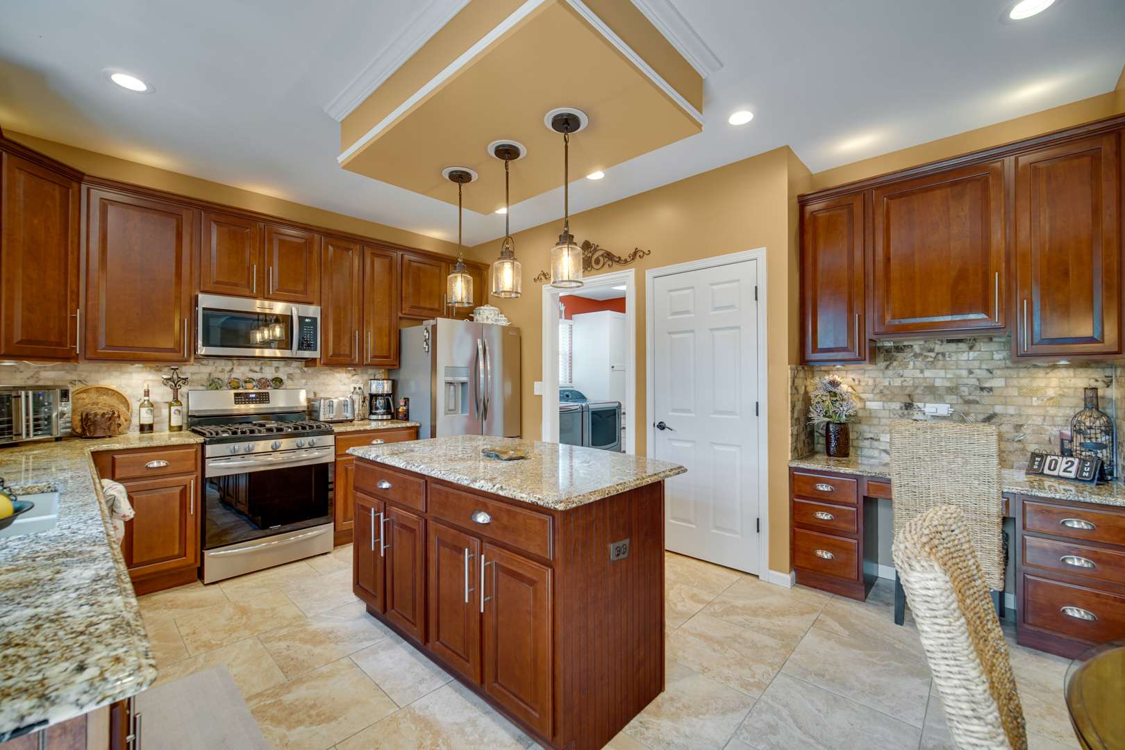 Algonquin, IL 60102,7 ROCK RIVER CT