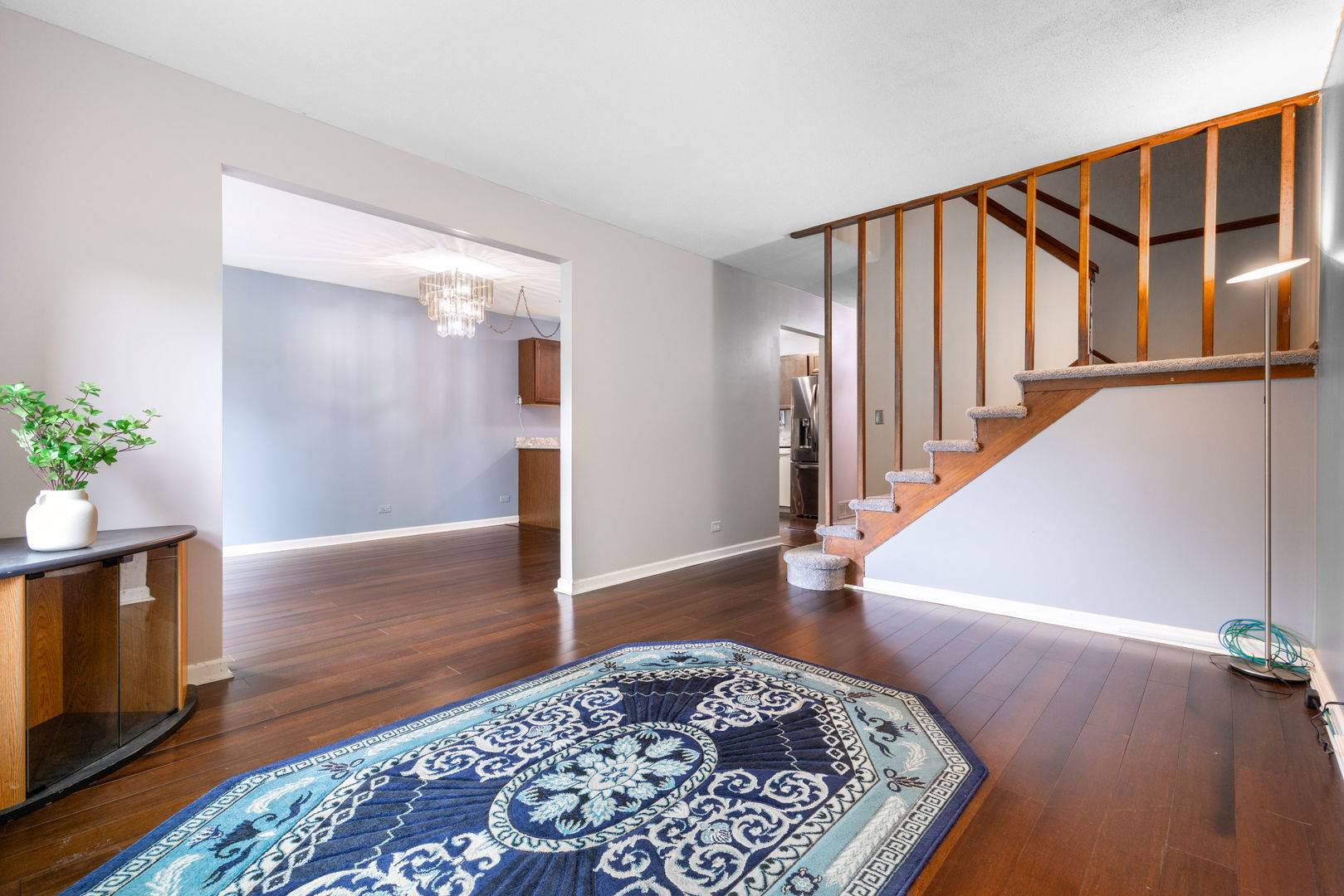 Lisle, IL 60532,5305 Newport DR