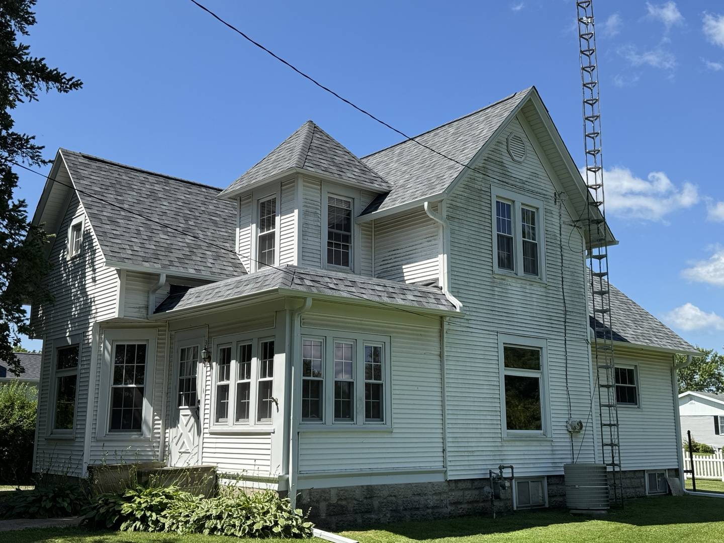 302 S John ST, Sublette, IL 61367