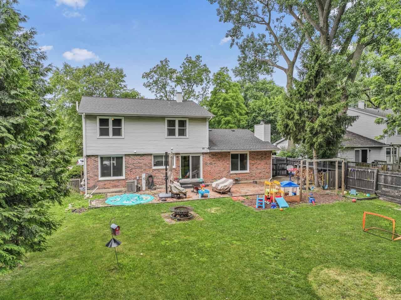 Bartlett, IL 60103,281 S Western AVE