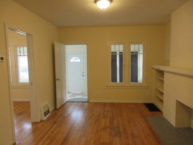 Chicago, IL 60649,7522 S Merrill AVE