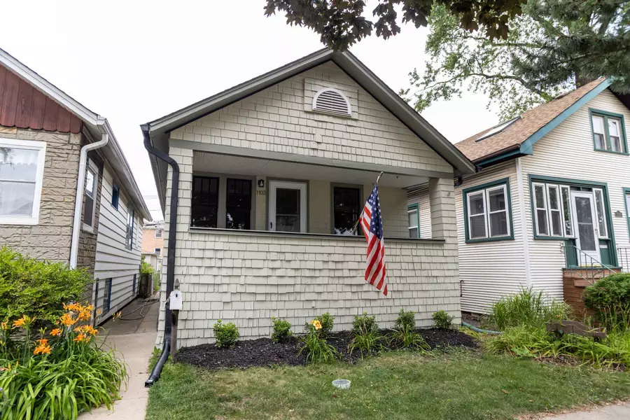 1103 Circle AVE, Forest Park, IL 60130