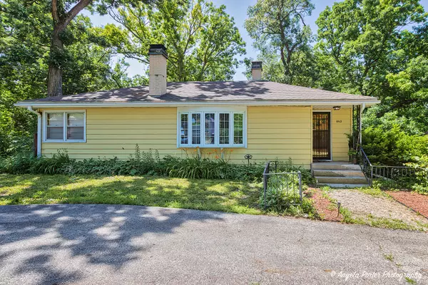 8713 Memory TRL, Wonder Lake, IL 60097