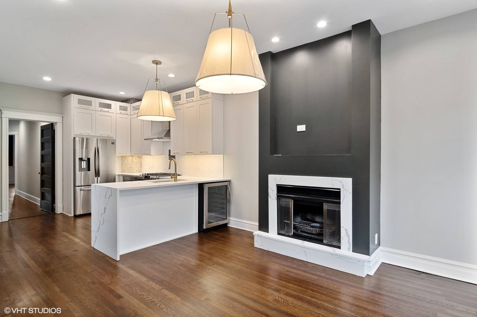 Chicago, IL 60613,1211 W Addison ST #2