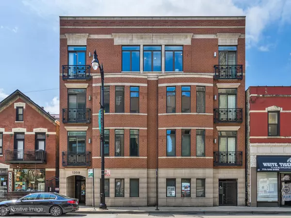 1359 W Fullerton AVE #PH, Chicago, IL 60614