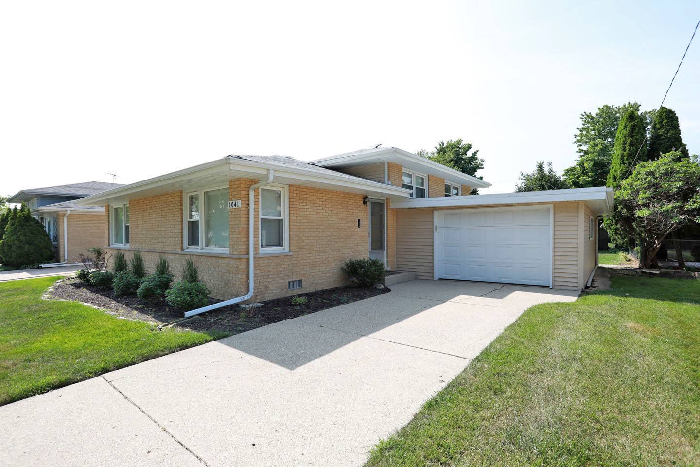 Des Plaines, IL 60016,1041 Irwin AVE
