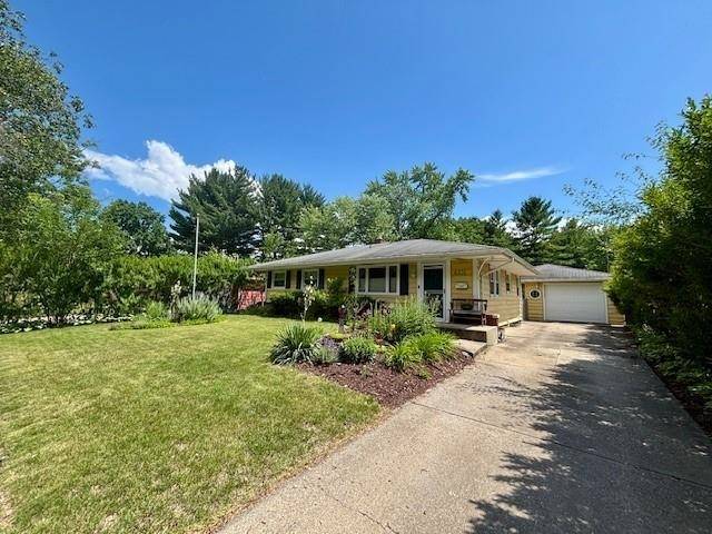 Rockford, IL 61108,4531 Cleveland AVE