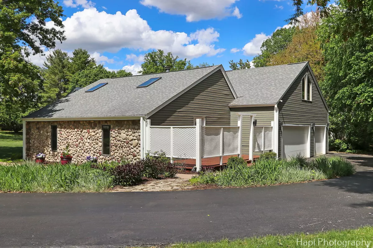 Mchenry, IL 60050,1504 N Denali TRL