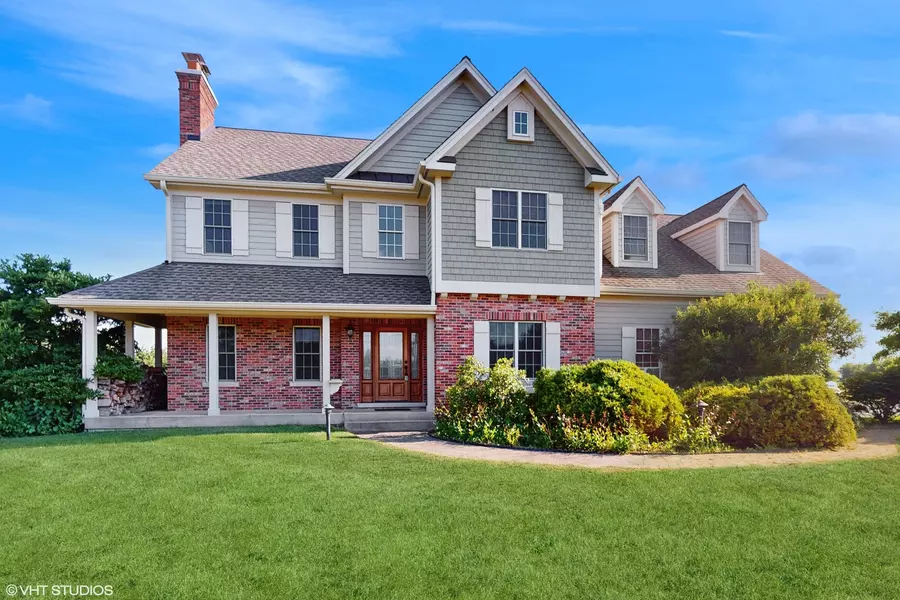 14305 Windsor CT, Woodstock, IL 60098