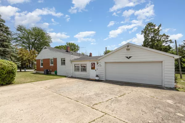 Crest Hill, IL 60403,1723 N Raynor AVE