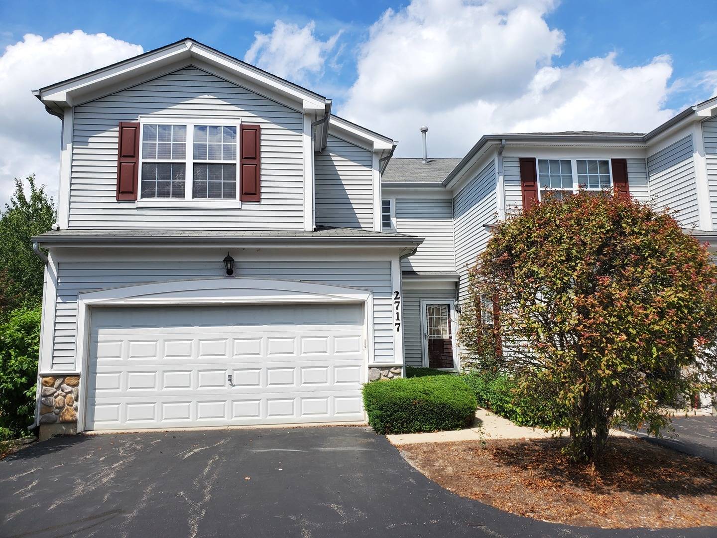 2717 Kendall Crossing, Johnsburg, IL 60051