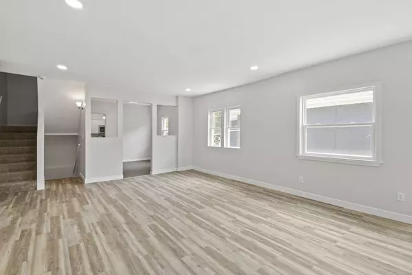 Joliet, IL 60436,104 Seeser ST