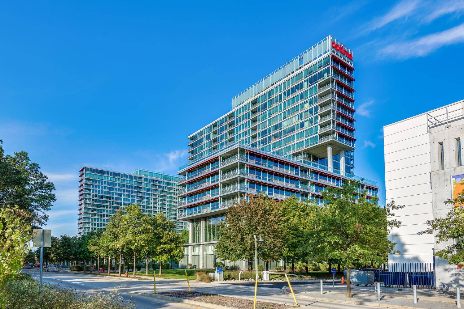 9715 Woods DR #510, Skokie, IL 60077