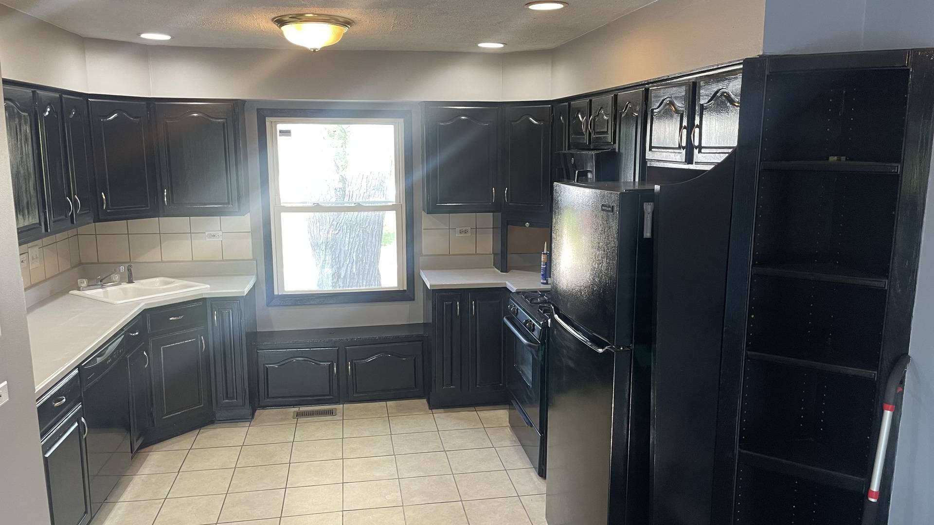 Hanover Park, IL 60133,8027 Northway DR
