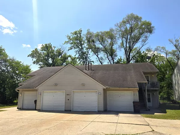951 MINNS DR, Machesney Park, IL 61115