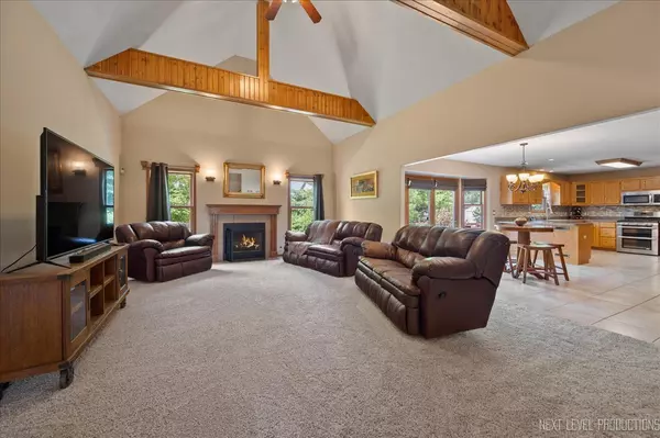 Minooka, IL 60447,909 Casey DR