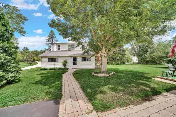 Lake Zurich, IL 60047,23761 N Cottage RD