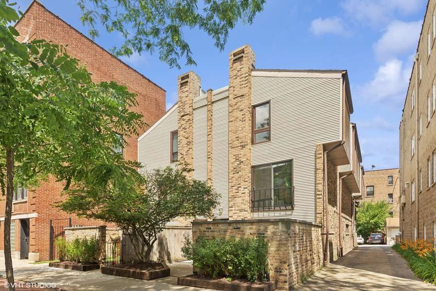 636 W Buckingham PL #C, Chicago, IL 60657