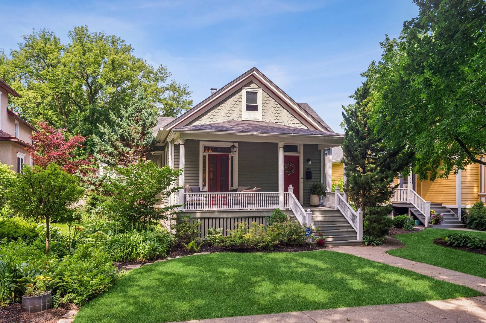 Evanston, IL 60201,1422 Wesley AVE