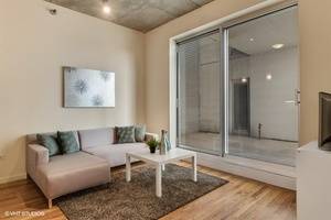 Chicago, IL 60616,1620 S MICHIGAN AVE #323