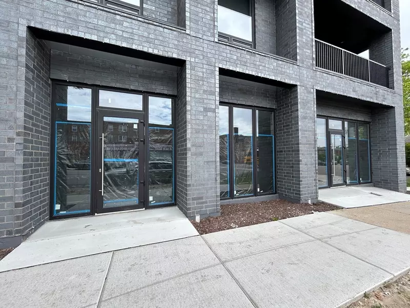 5235 N Western AVE, Chicago, IL 60625