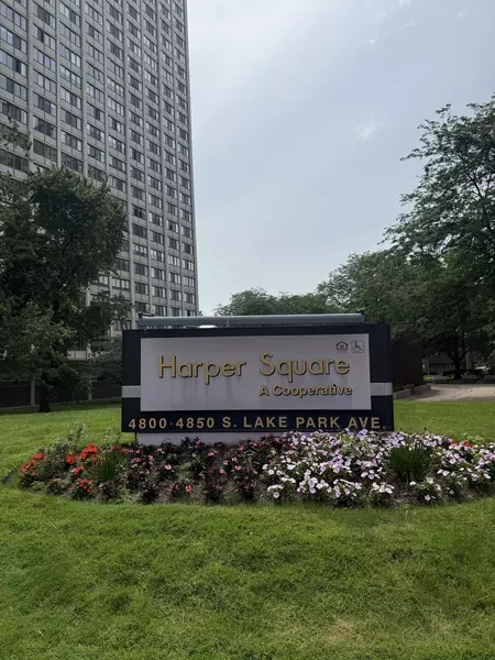 4850 S Lake Park AVE #1508, Chicago, IL 60615