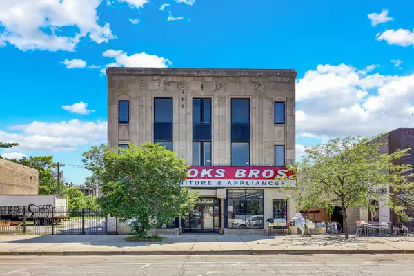 Chicago, IL 60624,4231 W Madison ST