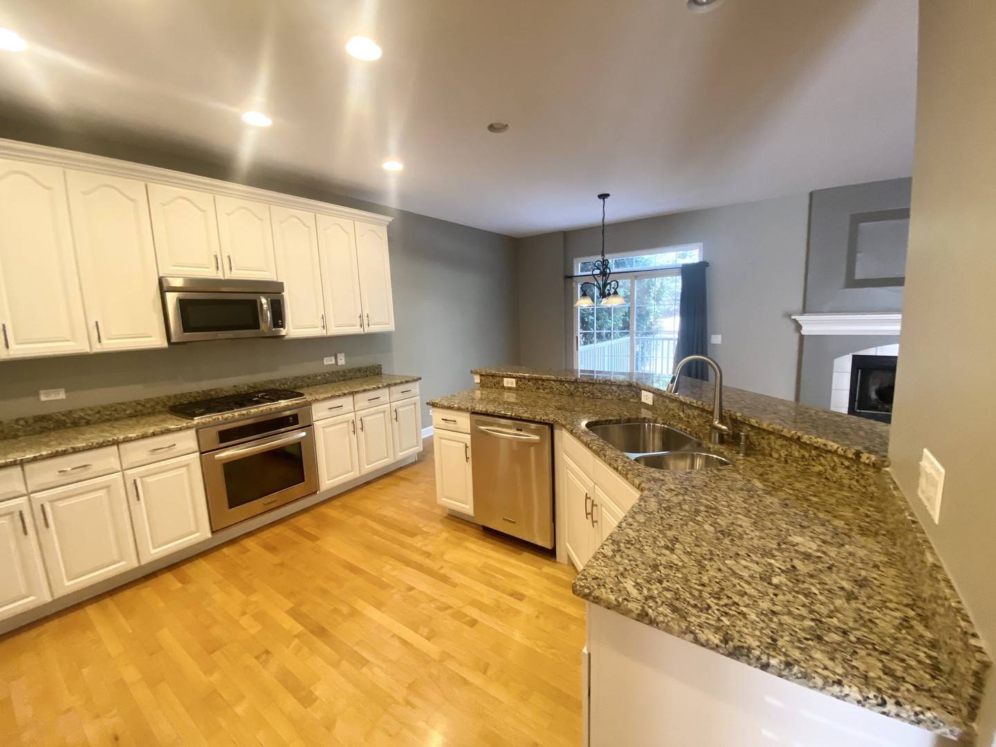 North Aurora, IL 60542,15 Oak Creek CT #15