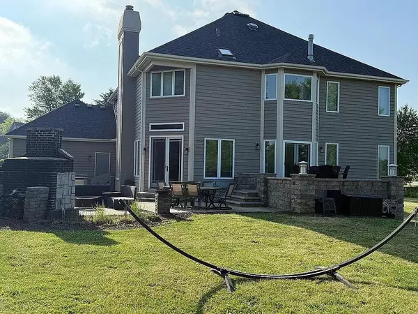 St. Charles, IL 60175,06N274 W Ridgewood LN