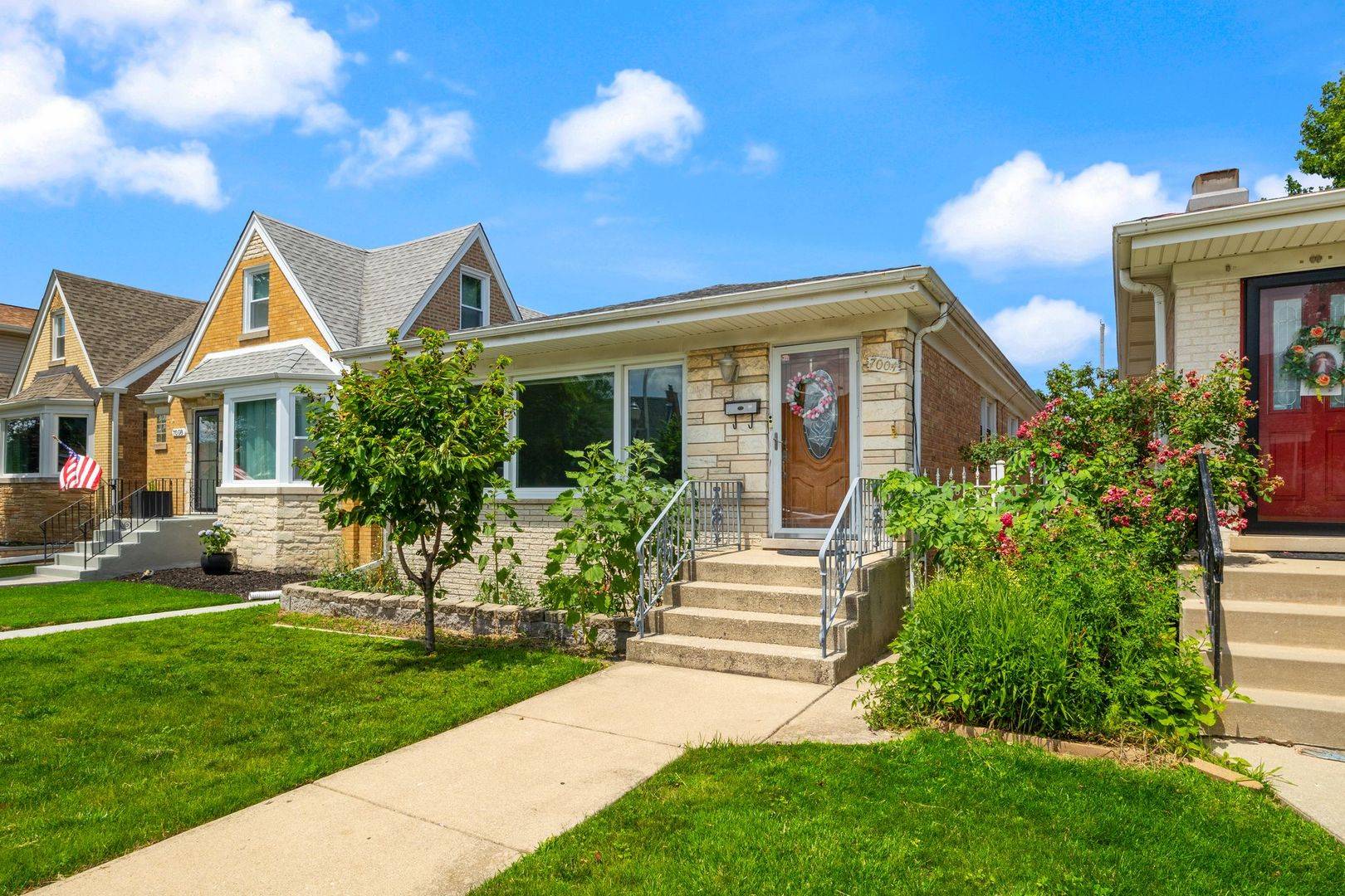 7004 W School ST, Chicago, IL 60634