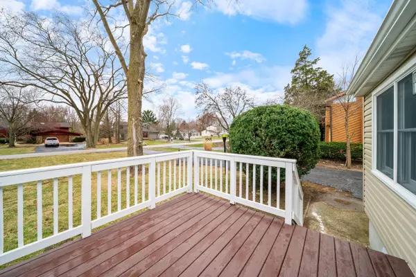 Warrenville, IL 60555,28w686 Townline RD