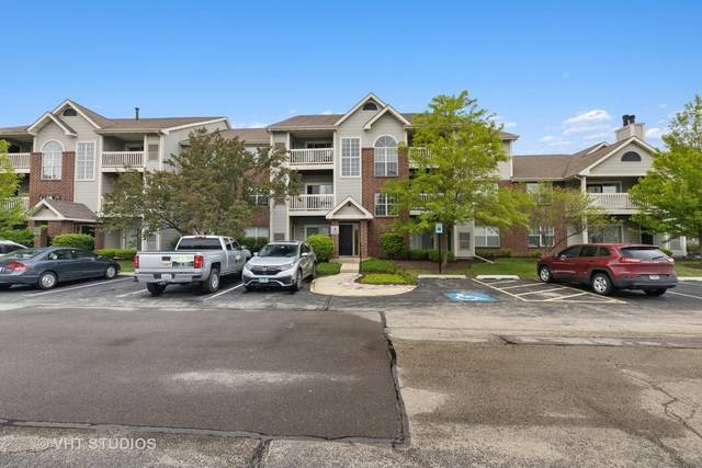 Wheaton, IL 60189,20 Sterling CIR #303