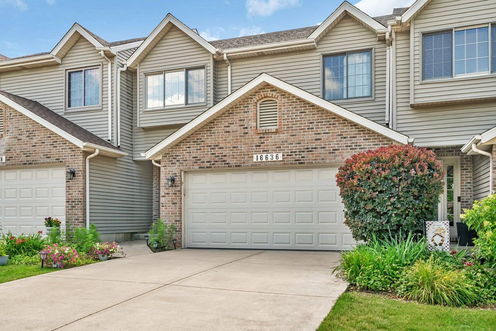 Plainfield, IL 60586,16636 Winding Creek RD