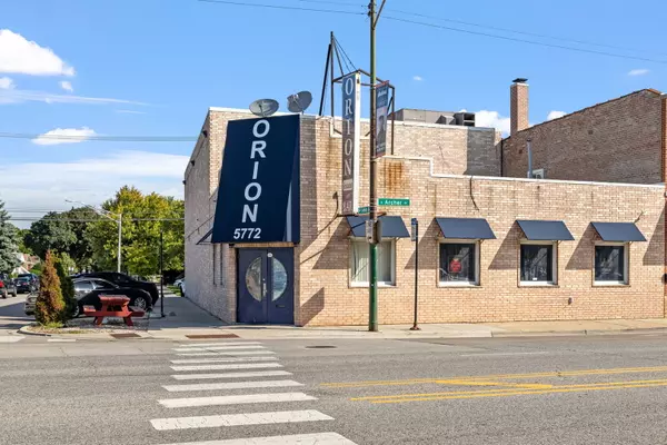 5772 S Archer AVE, Chicago, IL 60638