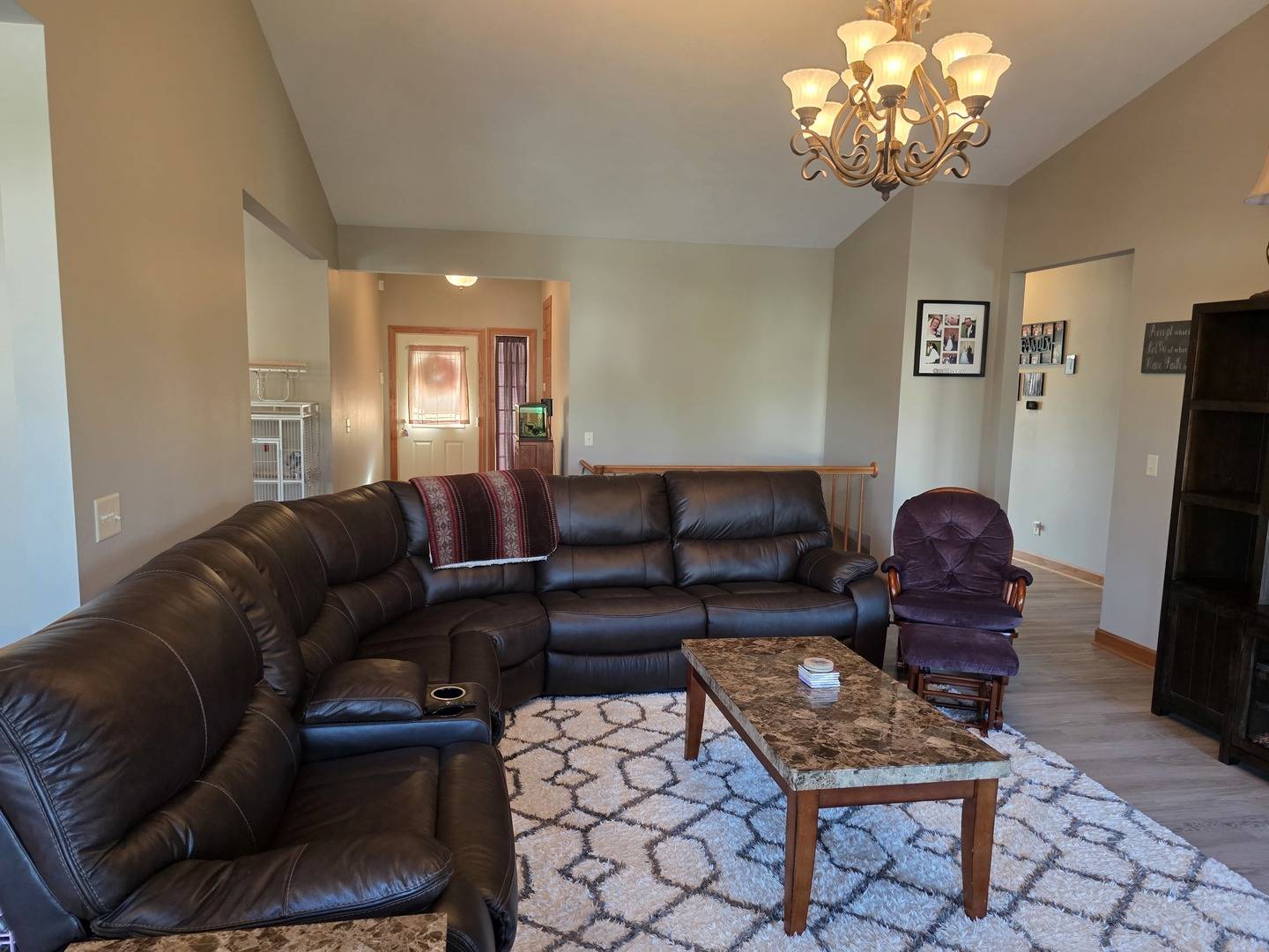 Belvidere, IL 61008,584 Par PL