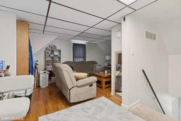 Chicago Heights, IL 60411,1655 GLENWOOD DYER RD