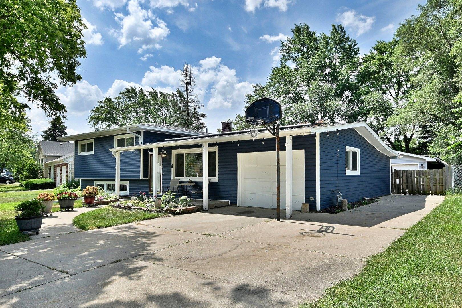 Montgomery, IL 60538,33 Seneca DR