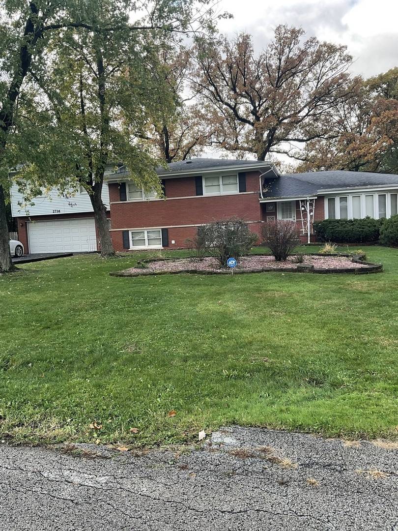2716 Chariot LN, Olympia Fields, IL 60461