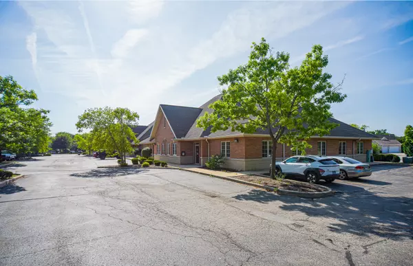 Joliet, IL 60435,1425 Essington RD