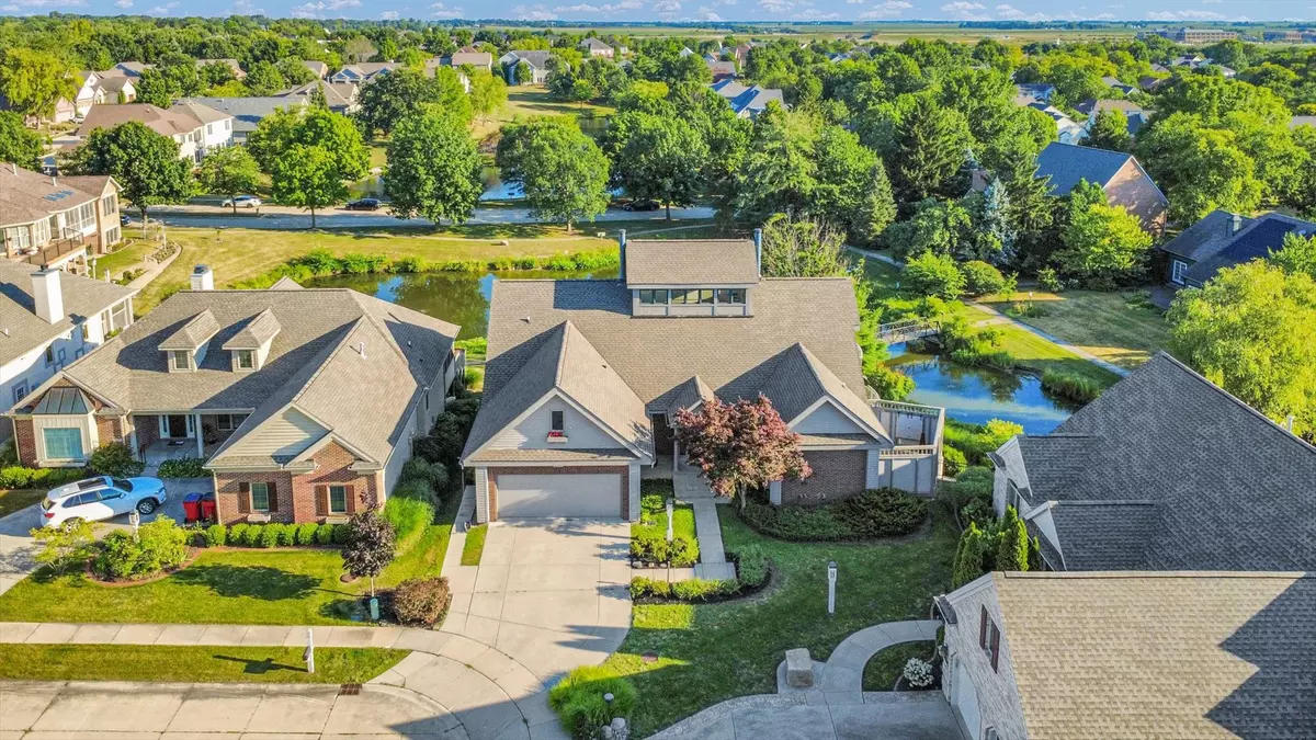 Champaign, IL 61822,2405 Prairieridge PL
