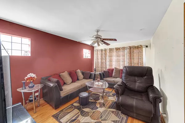 Dolton, IL 60419,15511 Drexel AVE