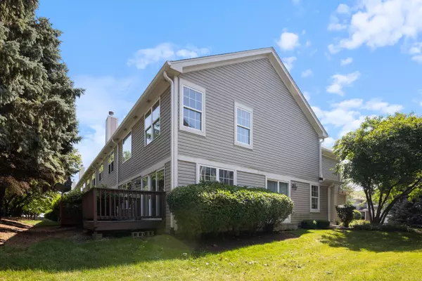 Naperville, IL 60564,3216 Cool Springs CT