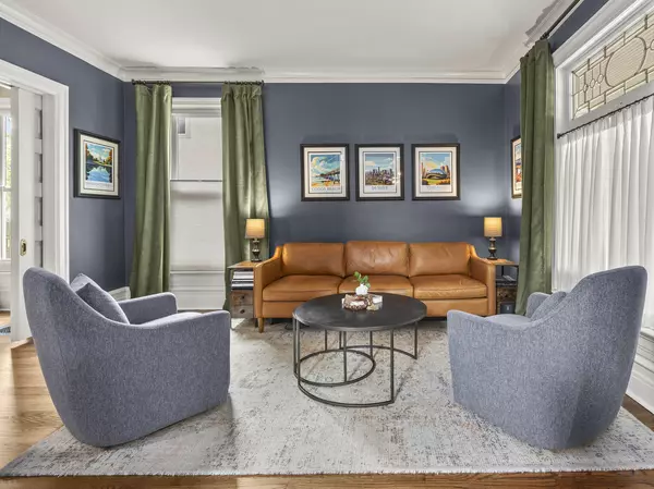 La Grange, IL 60525,239 7th AVE