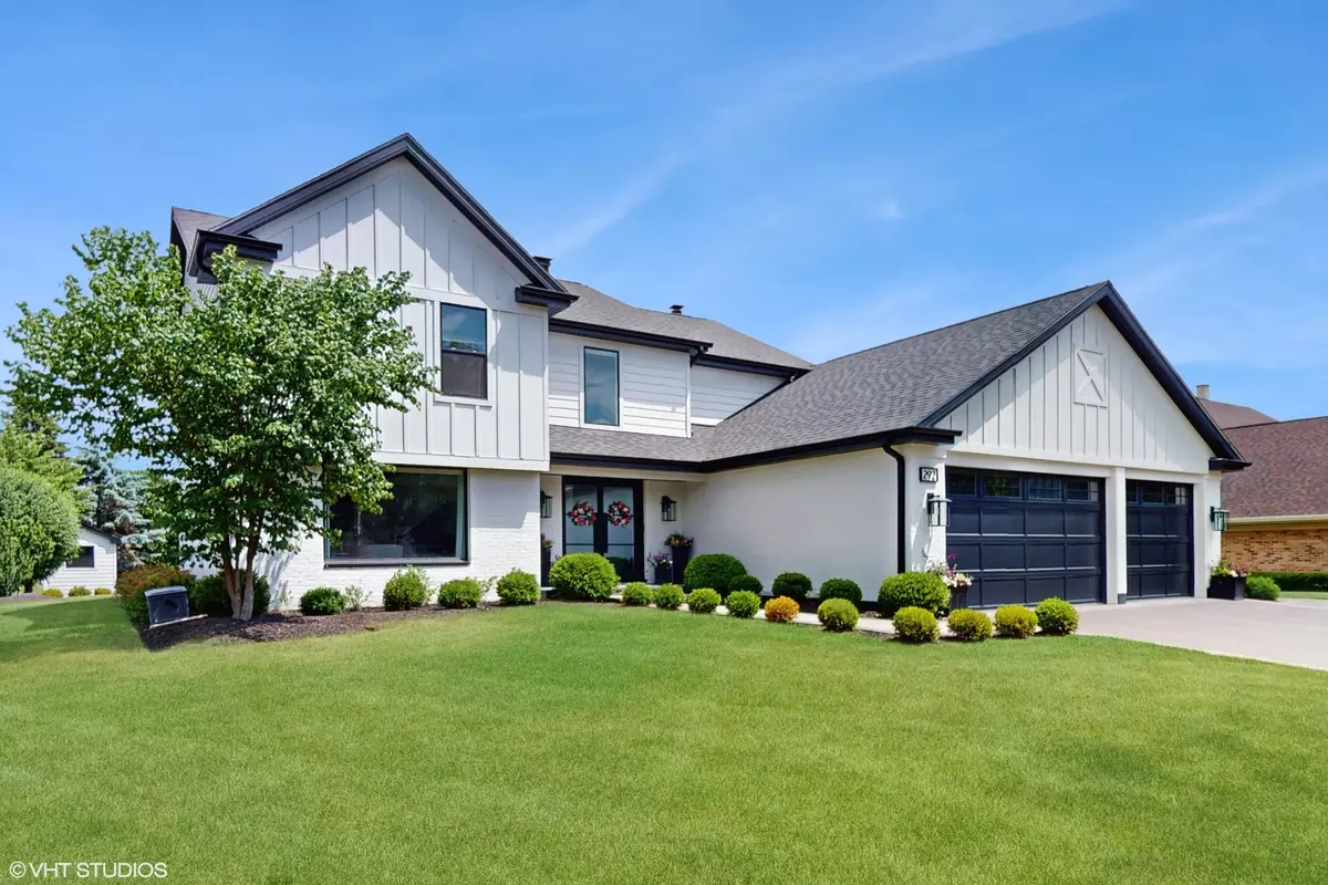 Vernon Hills, IL 60061,292 Noble CIR