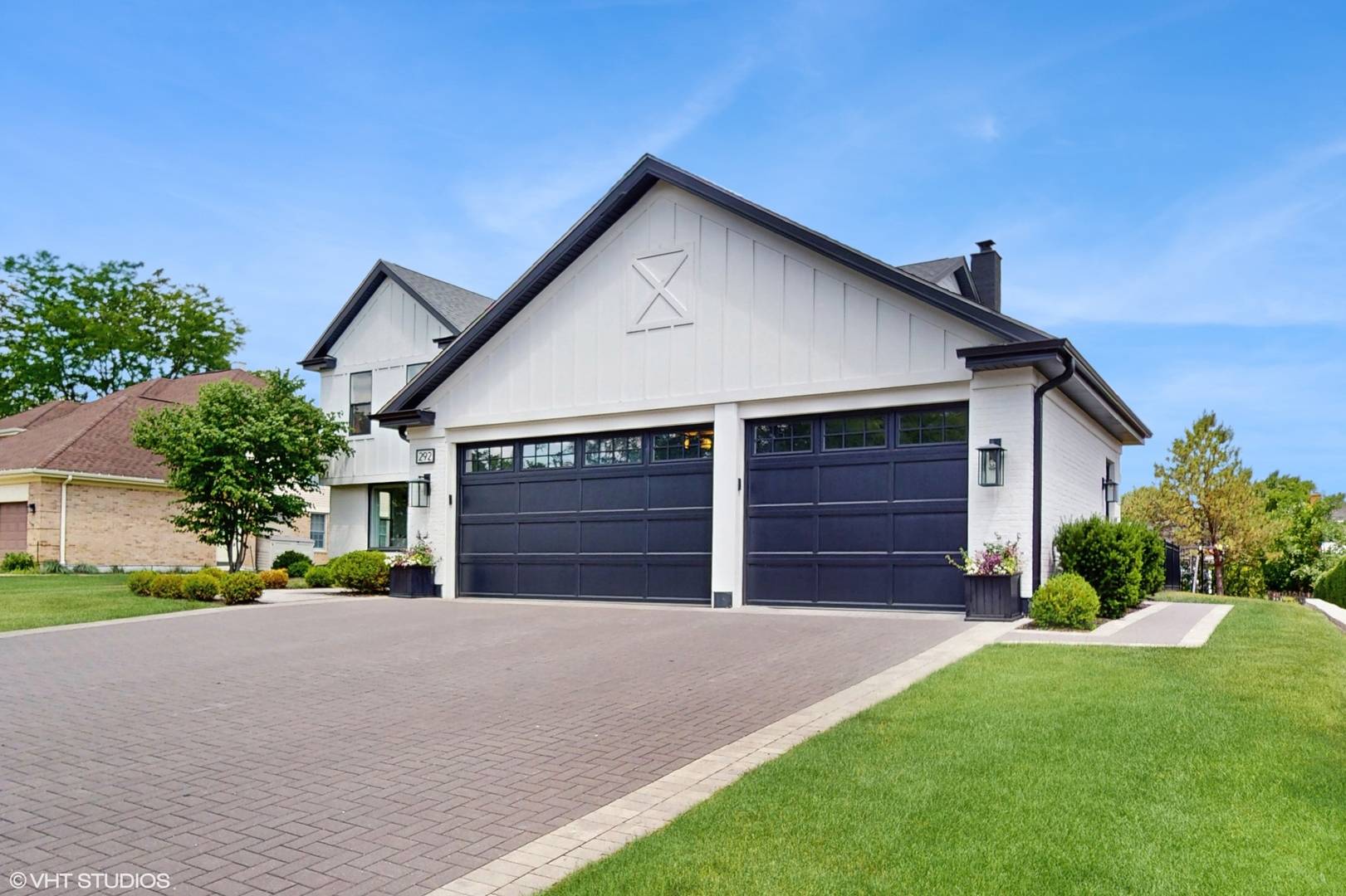 Vernon Hills, IL 60061,292 Noble CIR