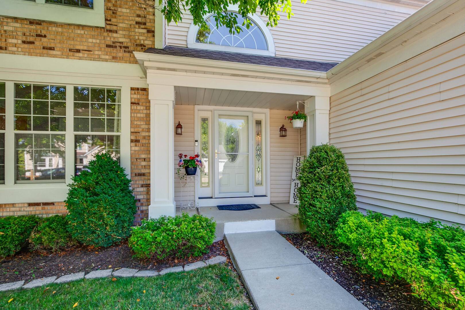 Grayslake, IL 60030,824 Tylerton CIR