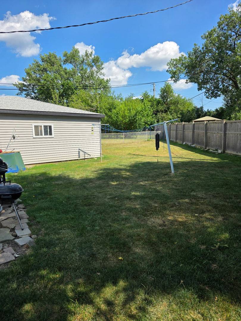 Crest Hill, IL 60403,Address not disclosed