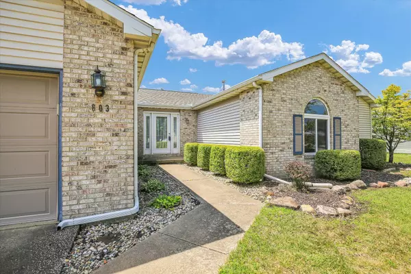 St. Joseph, IL 61873,603 LAUREL DR